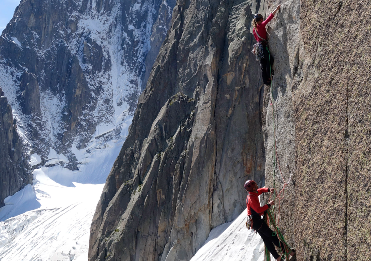 El accidente ocurrió en la Aiguille du Peigne, una de las famosas agujas de Chamonix, cuya cumbre alcanza los 3.192 metros de altura. (Foto: archivo)