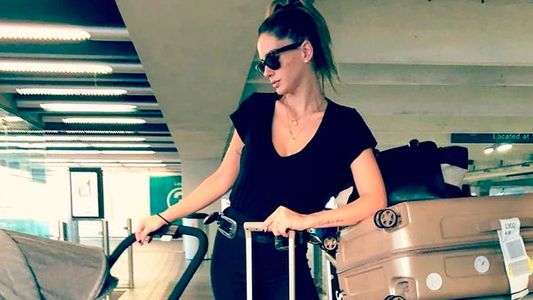 El insólito motivo por el que bajaron a la China Suárez y sus hijos de un avión