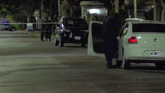 Simularon ser pacientes, le pegaron siete balazos a una cardióloga y mataron a su papá