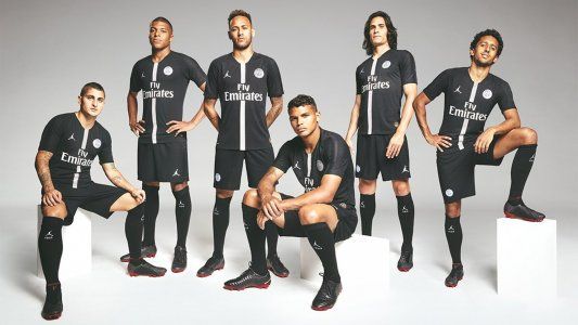 Furor marketinero: se agotaron 5 mil camisetas de Jordan del PSG en menos de tres horas