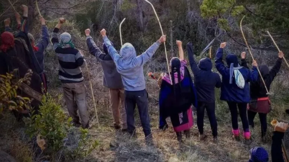 Comunidad mapuche en el Parque Nacional Los Alerces (foto: archivo).  