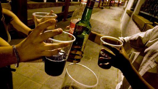 Villa Gesell: tras el asesinato de Fernando Báez prohibieron el consumo de alcohol en la vía pública