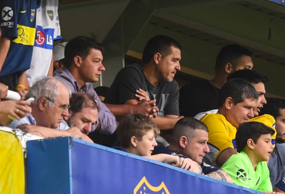 Riquelme: Lo de las máscaras es triste, tengo que pensar que es verdad que Gribaudo es hincha de Independiente