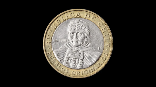 Pagan 13 mil dólares al poseedor de esta moneda de 100 pesos chilenos
