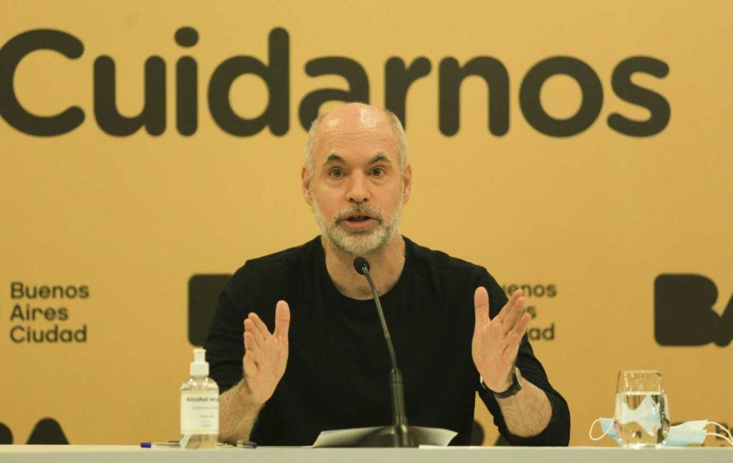 Rodríguez Larreta confirmó que siguen las clases presenciales en la Ciudad, aunque la secundaria pasa a modo virtual