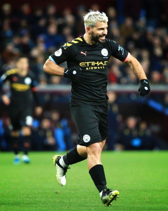 El Kun Agüero y un triplete que lo metió en la historia de la Premier ...