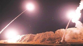 Crece la tensión: al menos doce misiles cayeron sobre dos bases militares norteamericanas en Irak