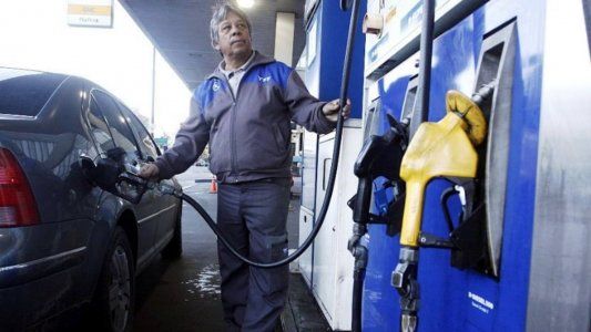 Aunque con dudas y cautela, los estacioneros calificaron como positivo el congelamiento de las naftas