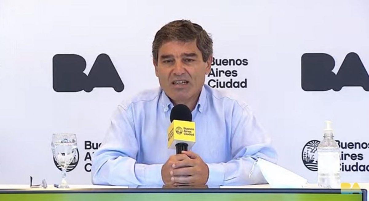Quirós, por el vacunatorio VIP: Nadie en el gobierno de la Ciudad va a recibir una vacuna de un trabajador de la Salud