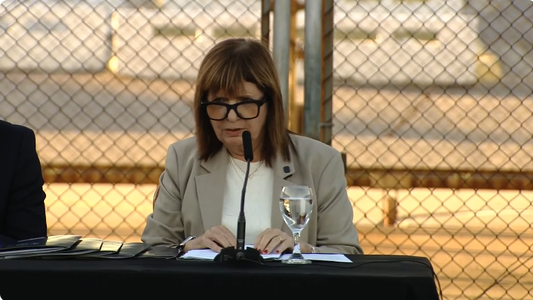 Patricia Bullrich reforzó las fronteras tras el operativo en Río de Janeiro: Puede haber personas yéndose de las favelas