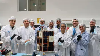 El satélite argentino ATENEA completó con éxito su misión en el espacio y marcó un récord histórico