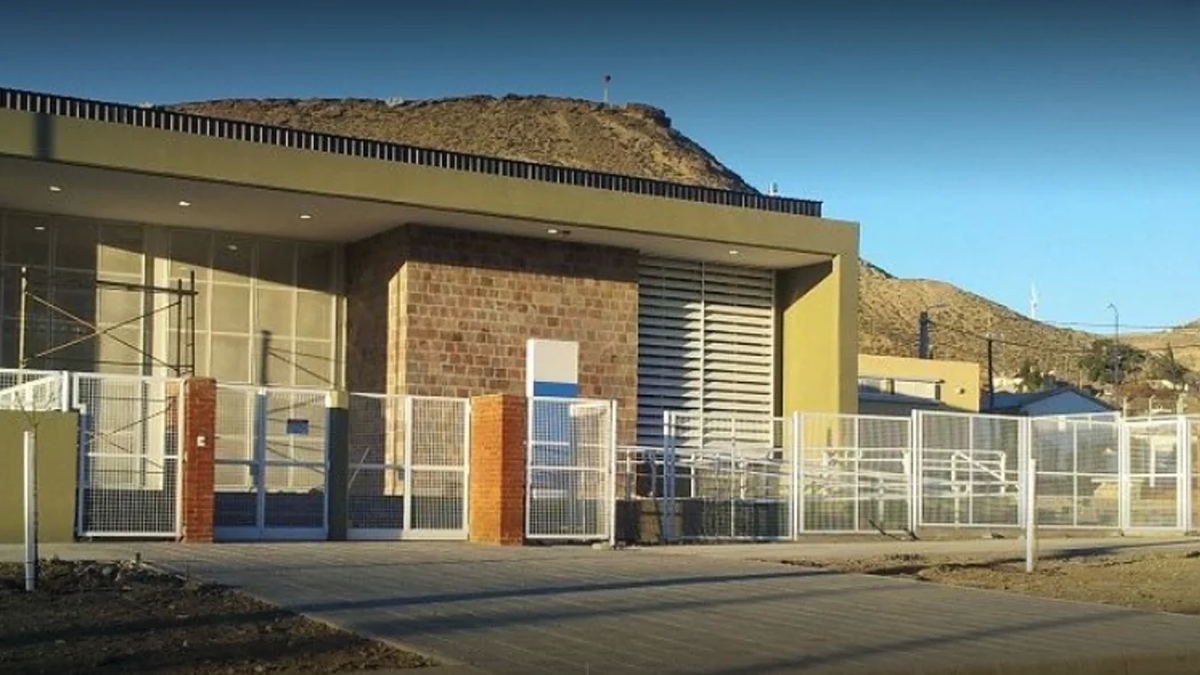 El robo se realizó en la puerta de la Escuela Hipólito Yrigoyen 757&nbsp;