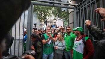 La conflictividad social recrudece en abril y hay dudas sobre la recuperación en V