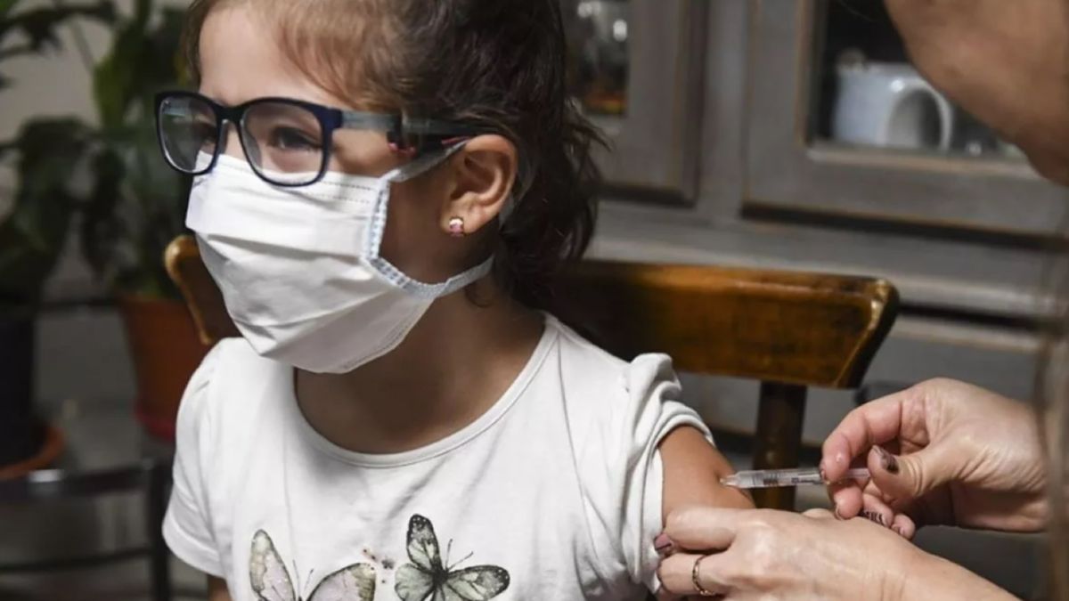 Carla Vizzotti anunció el inicio de la vacunación de refuerzo contra el coronavirus en niños desde los 5 años