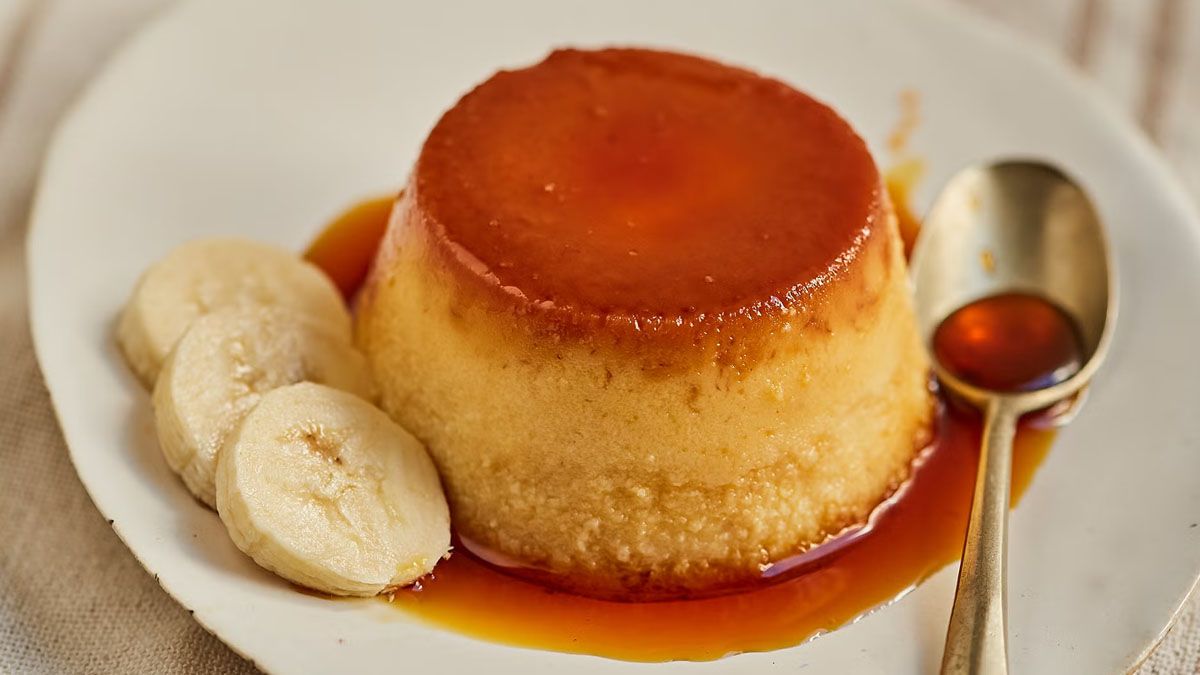 Flan de banana casero: una forma diferente y simple de aprovechar la fruta madura