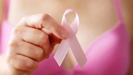 Día del cáncer de mama: ¿cuáles son los síntomas y por qué es importante detectarlo a tiempo?