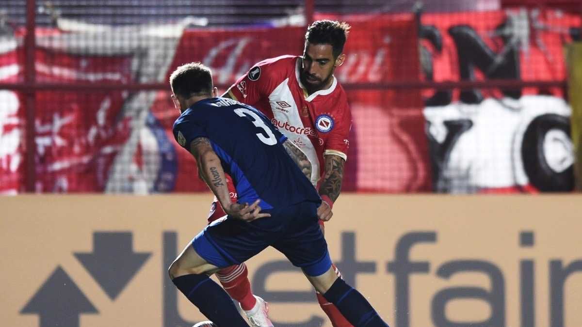 Argentinos y Nacional abren el grupo F.