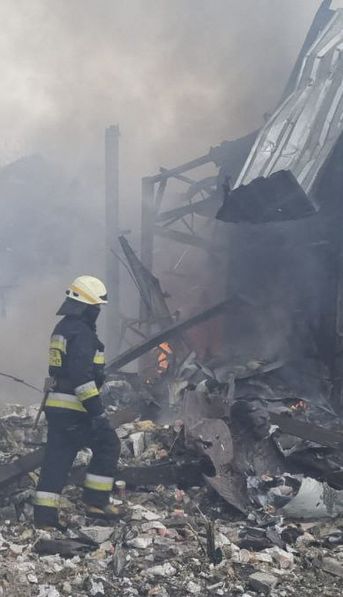 Guerra de Rusia y Ucrania, día 16: las tropas rusas bombardearon zonas civiles y un hospital psiquiátrico