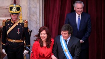 Cristina Kirchner vuelve a la cancha para retomar el liderazgo de la oposición a Javier Milei