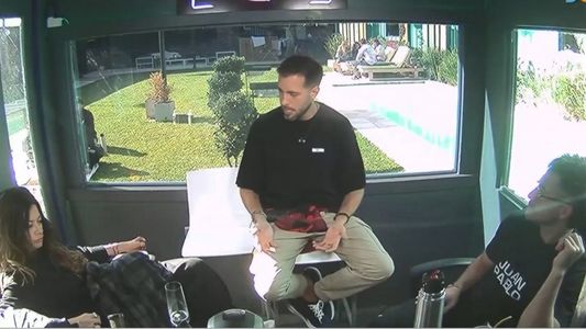 Todo mal: piden la expulsión de Bati en Gran Hermano por un alarmante error con Eugenia y Devi