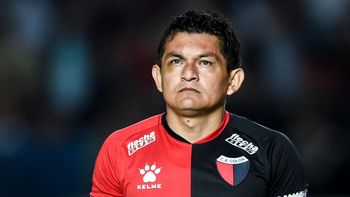 Colón estiró la licencia del Pulga Rodríguez a una hora del entrenamiento y dilató una salida que parece inevitable