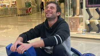 Desbloqueó el celular de su hijo un año después de su brutal asesinato y se encontró con la peor de las sorpresas