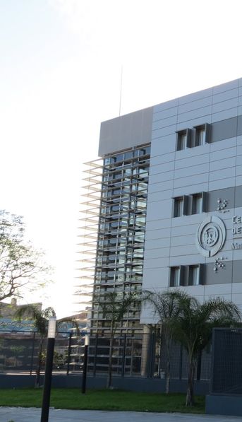 Llegó a la guardia acompañado de su novia: la revelación que sorprendió a los médicos