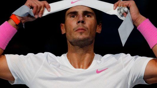 Masters de Londres: Nadal le ganó en tres sets a Tsitsipas, pero no le alcanzó y quedó afuera de la semifinal