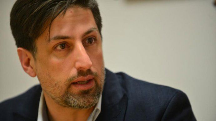 El ministro de Educación ya le pone límite al aumento docente: “La situación fiscal es grave”
