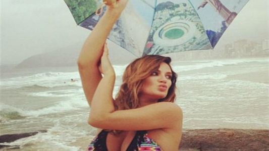 Paula Chaves, más sensual que nunca en una producción en Brasil