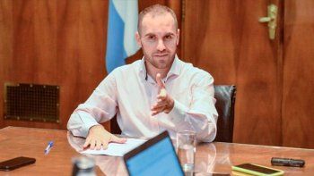 Aún lejos de un acuerdo con los bonistas, Argentina va hacia el default más infantil de su historia