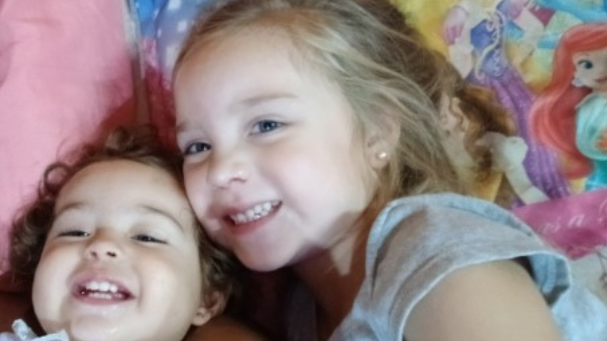 Hoy Pili cumple años...: el desesperado pedido de la mamá de las hermanas desaparecidas en Bahía Blanca