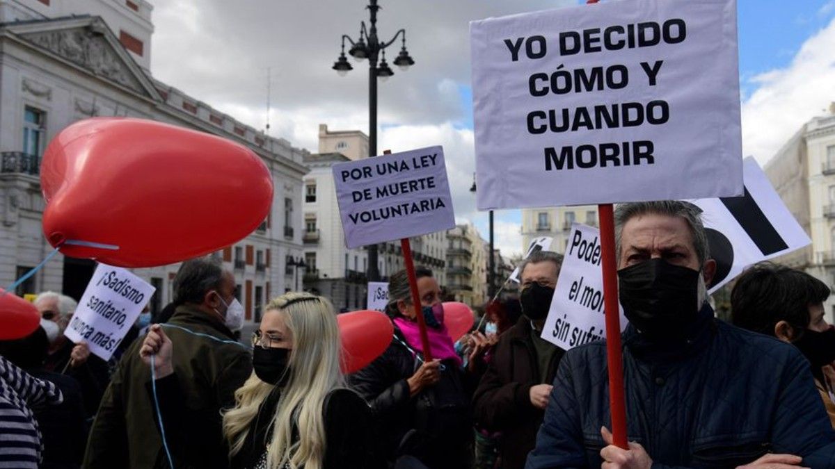 Una marcha a favor de la eutanasia en España, donde hoy es legal. Fuente: AFP