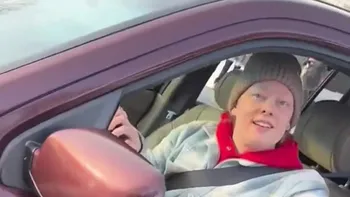 Difundieron el video del operativo de ICE en el que un oficial mató a una mujer en Minneapolis