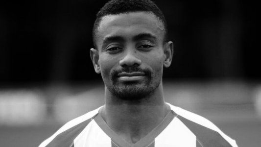 Escándalo en Alemania: un jugador violó el protocolo de seguridad y puso en riesgo la vuelta de la Bundesliga