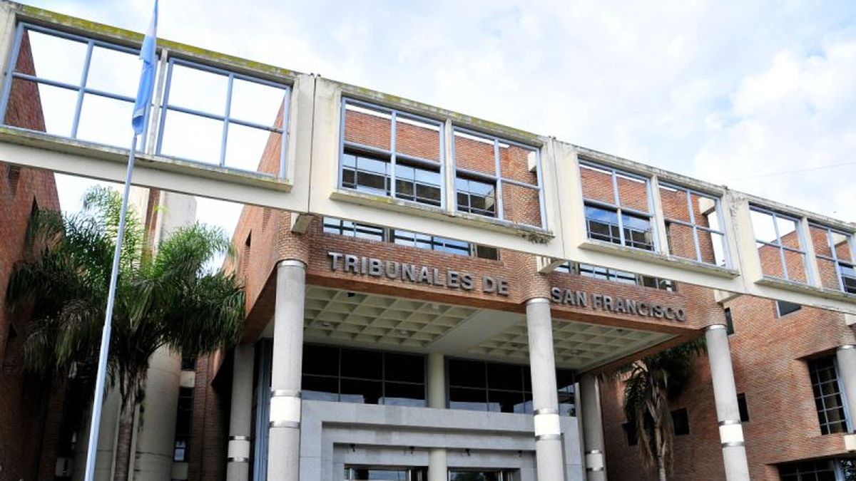 La justicia condenó al banco y dispuso que no solo devuelva todo el dinero cobrado a su cliente, sino que resolvió que lo indemnice por el daño moral causado