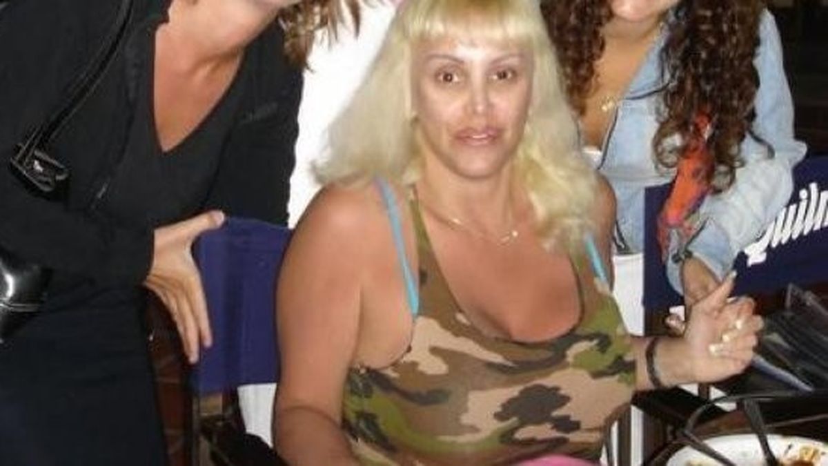 Los años pasaron y Flavia Miller, tras su momento mediático, siguió su vida alejada de las luces. Hoy trabaja en un peluquería y sigue casada con Charly, el taxista. 