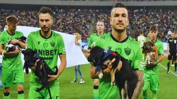 La emotiva campaña de un grupo de futbolistas rumanos