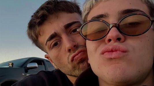 Juan Otero, el hijo de Florencia Peña, presentó a su novio en redes: las románticas fotos